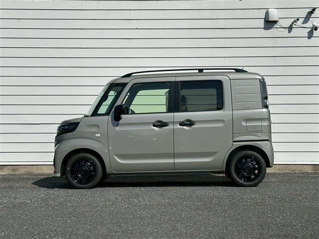 Suzuki Spacia Base 7