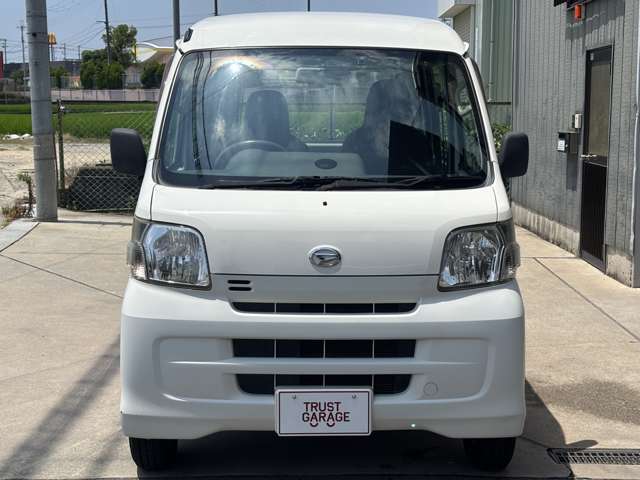 Daihatsu Hijet Cargo 5