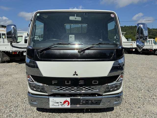 Mitsubishi Fuso Canter 2