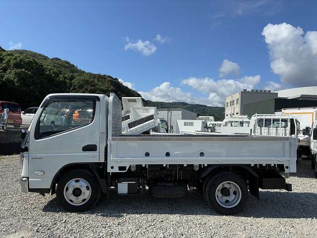Mitsubishi Fuso Canter 4