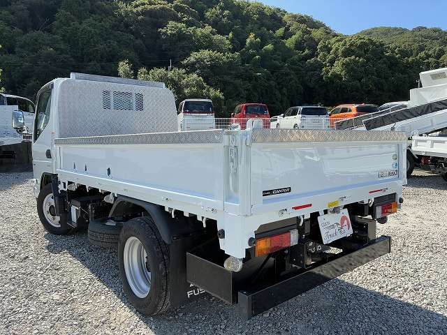 Mitsubishi Fuso Canter 6