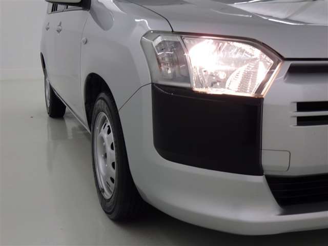Toyota Probox Van 8