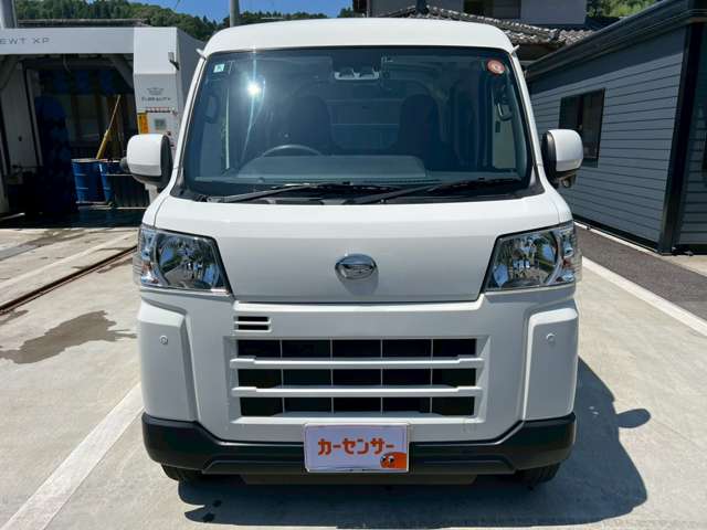Daihatsu Hijet Cargo 2