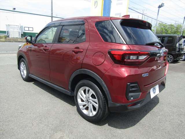 Daihatsu Rocky 3