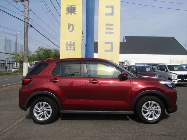 Daihatsu Rocky 4