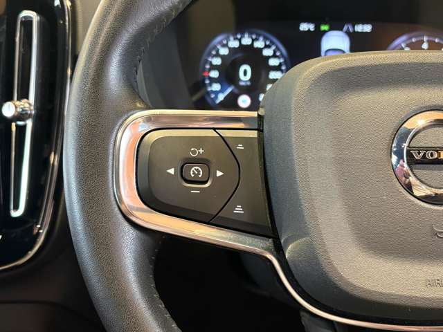 Volvo XC40 10