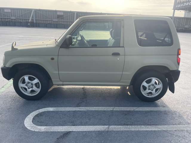 Mitsubishi Pajero Mini 4