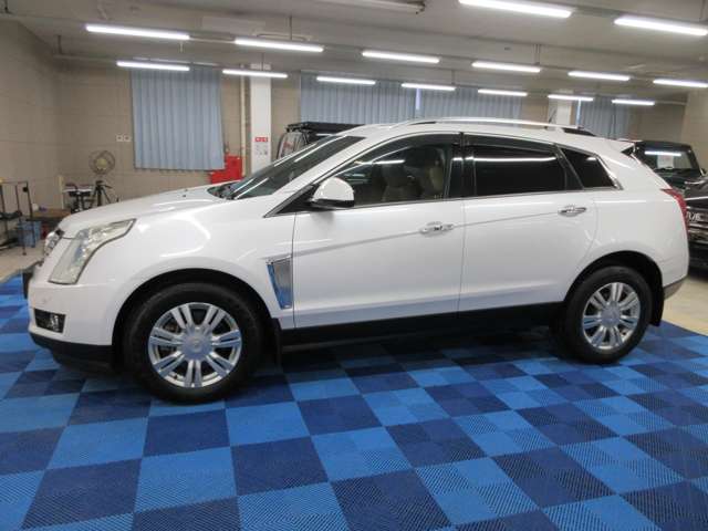 Cadillac SRXCrossover 12