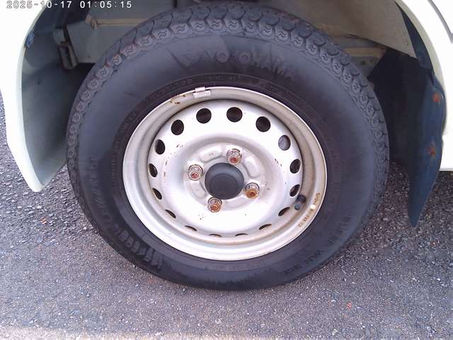 Daihatsu Hijet Cargo 11