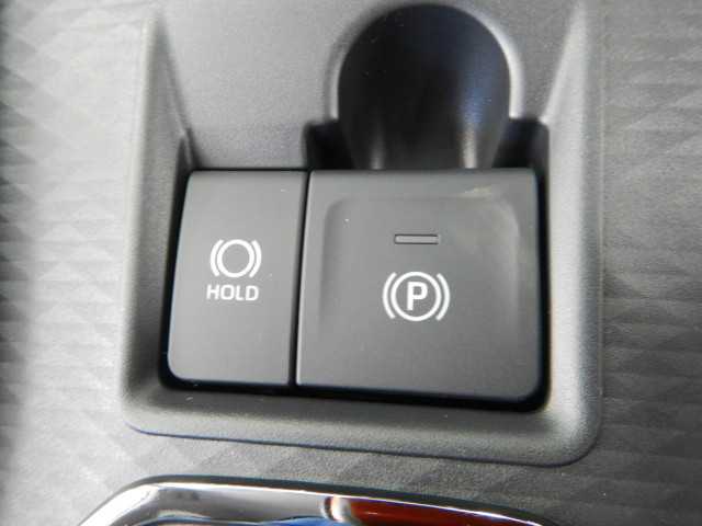 Toyota Raize 10