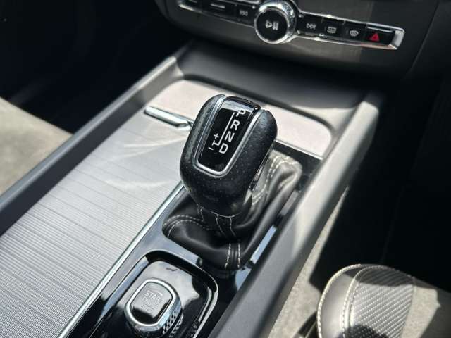 Volvo XC60 8