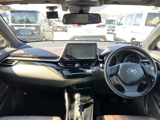 Toyota C-HR 2