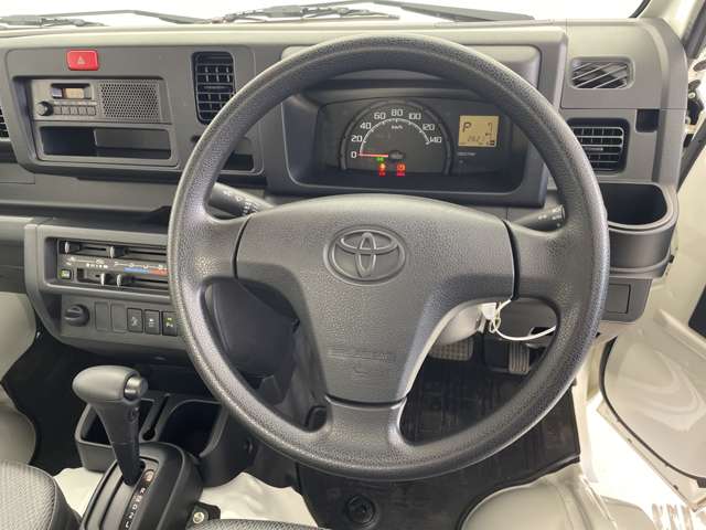Toyota Pixis Truck 4