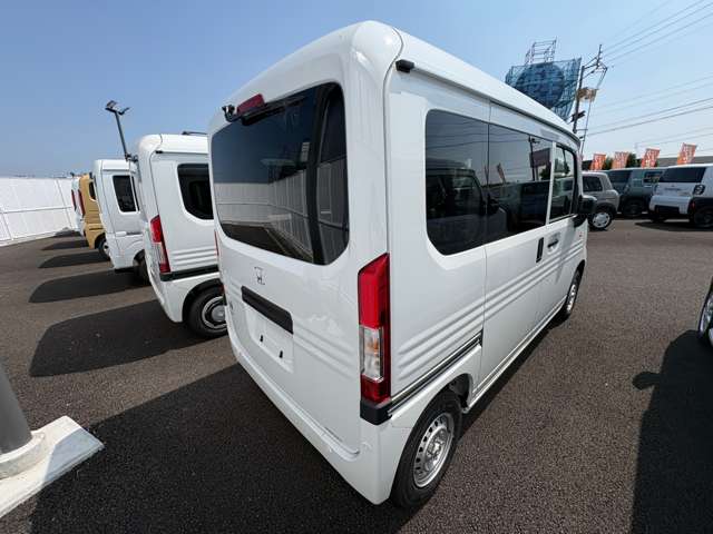 Honda N-VAN 8
