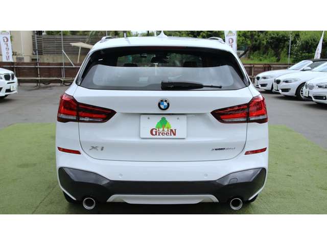 BMW X1 8
