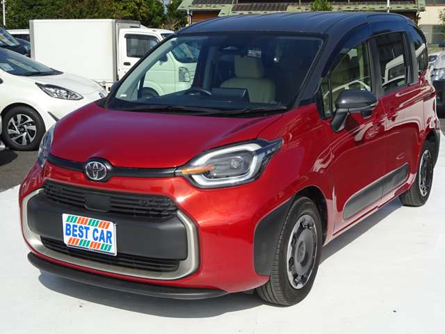 Toyota Sienta 6