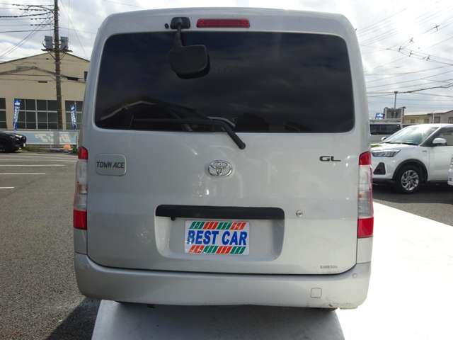 Toyota Town Ace Van 7