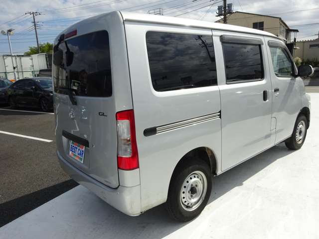 Toyota Town Ace Van 8