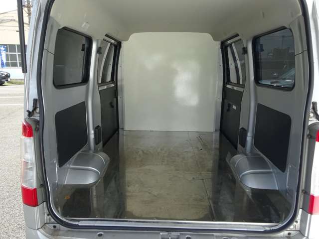 Toyota Town Ace Van 9