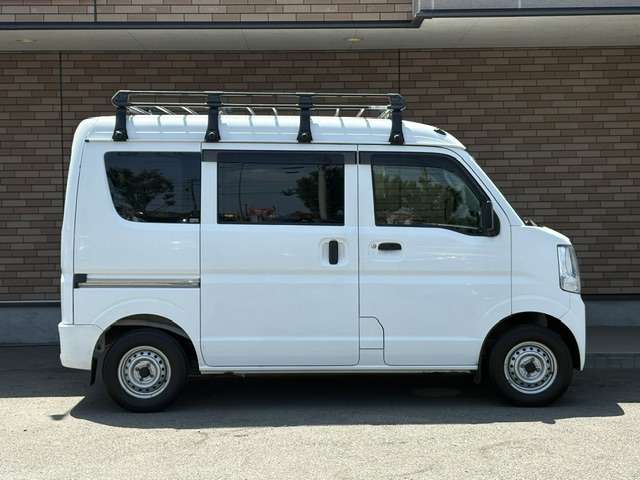 Nissan NV100 Clipper 6