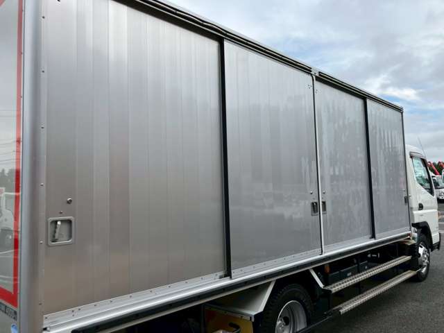 Mitsubishi Fuso Canter 10
