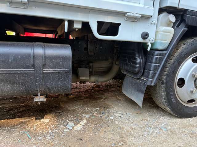 Mitsubishi Fuso Canter 11