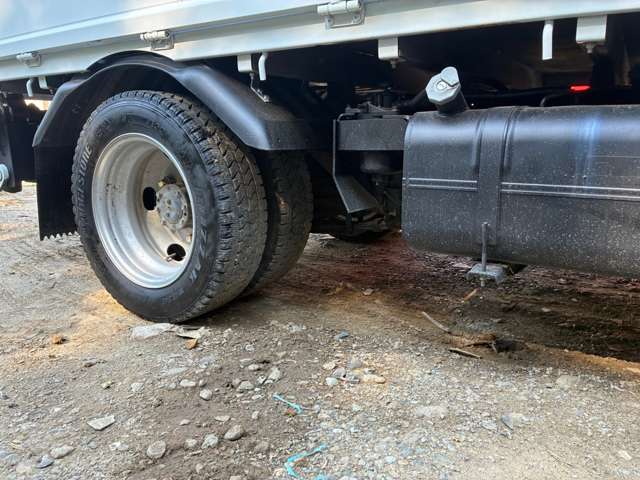 Mitsubishi Fuso Canter 10