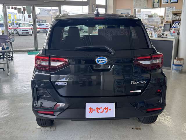Daihatsu Rocky 3