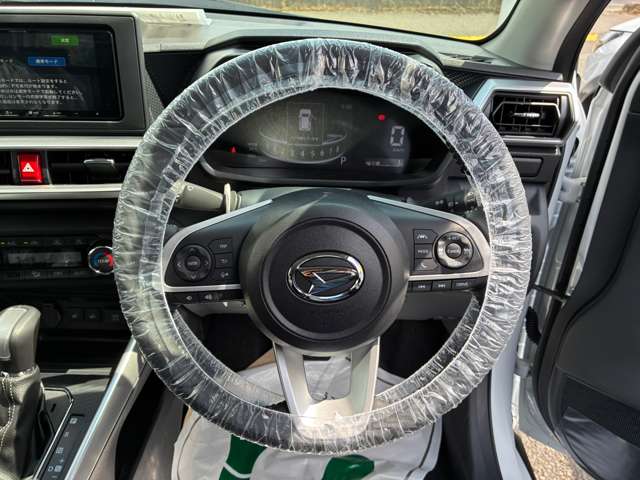 Daihatsu Rocky 7