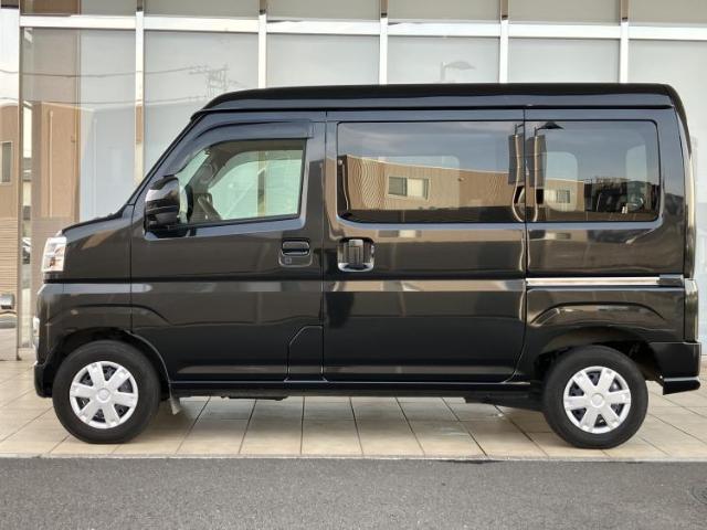 Daihatsu Hijet Cargo 5
