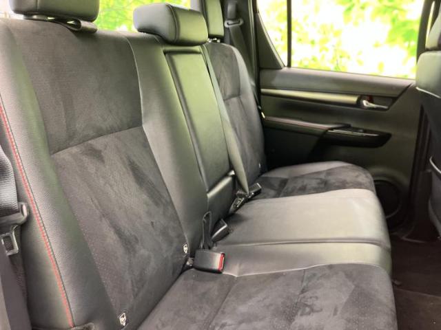 Toyota Hilux 7