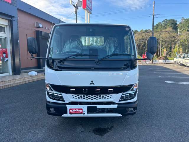 Mitsubishi Fuso Canter 2