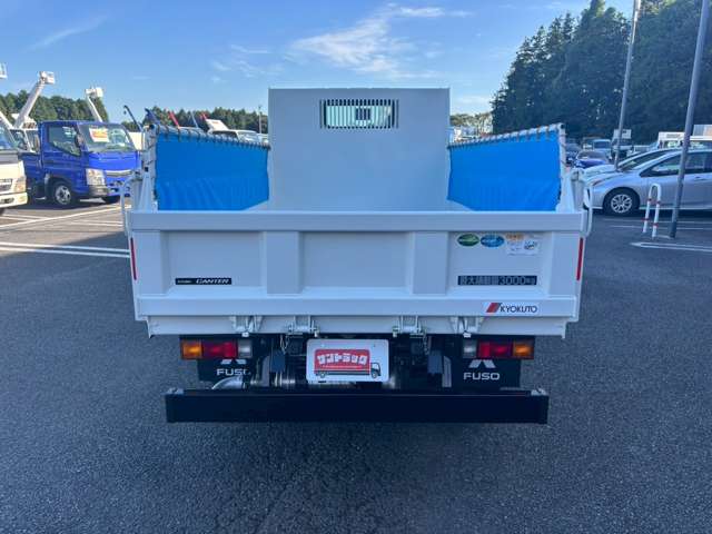 Mitsubishi Fuso Canter 6