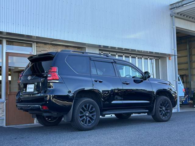 Toyota Land Cruiser Prado 2