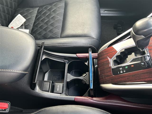 Toyota Harrier 9