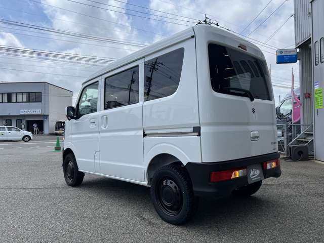 Suzuki Every 6