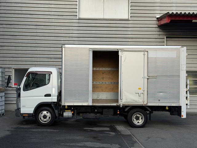 Mitsubishi Fuso Canter 3