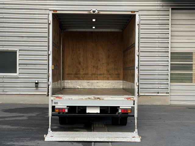 Mitsubishi Fuso Canter 6
