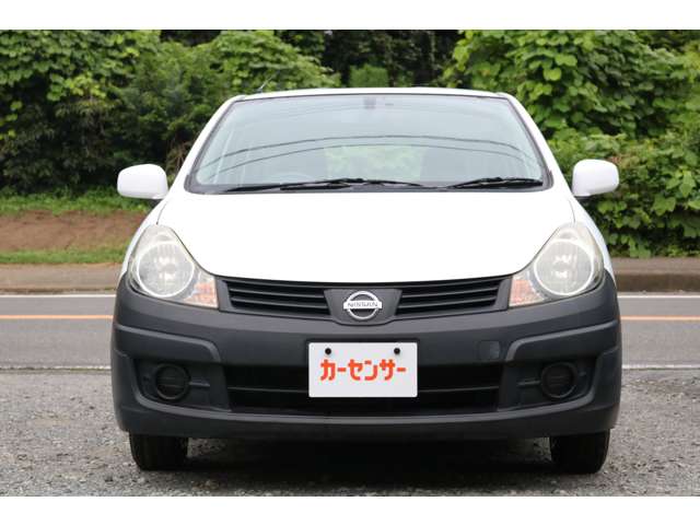 Nissan AD 4