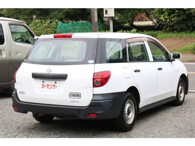 Nissan AD 7