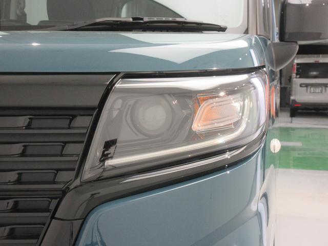 Suzuki Spacia Base 9