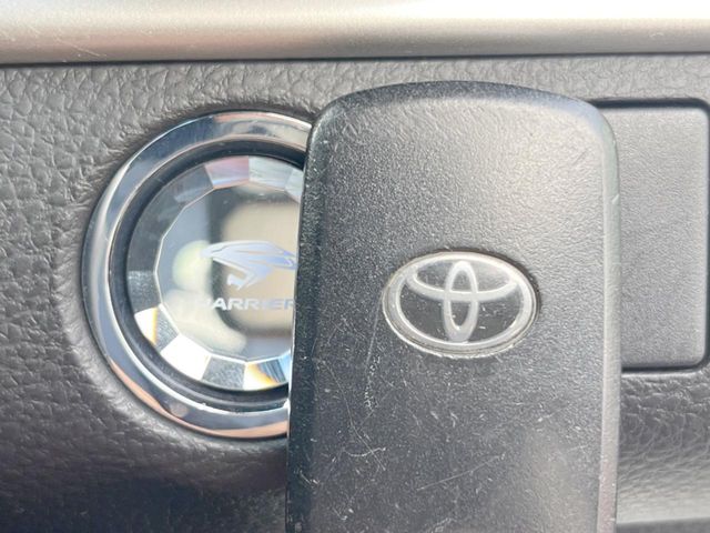 Toyota Harrier 8