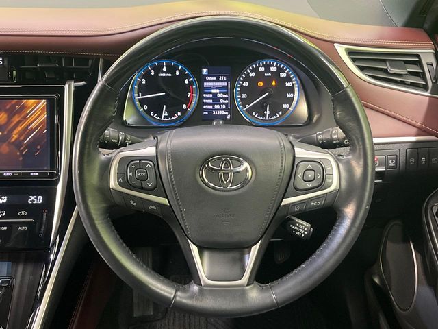 Toyota Harrier 10