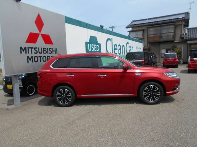 Mitsubishi Outlander PHEV 3