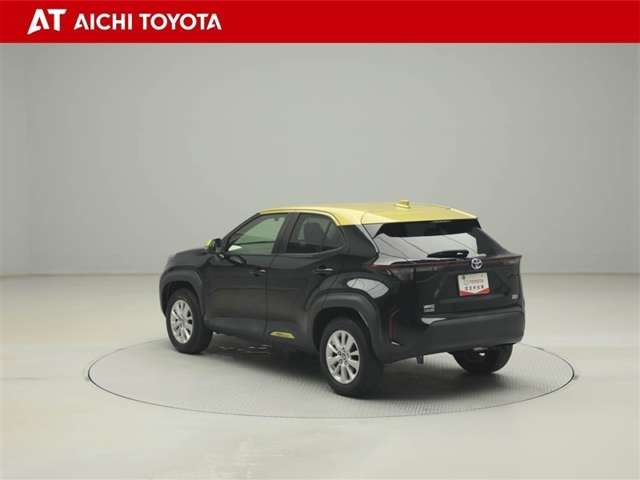 Toyota Yaris Cross 4