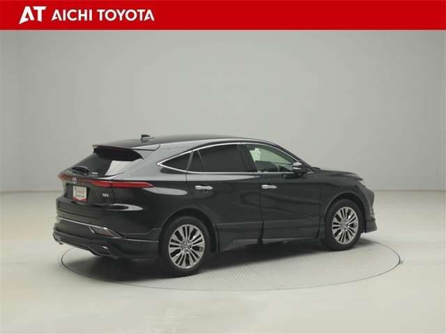 Toyota Harrier 6