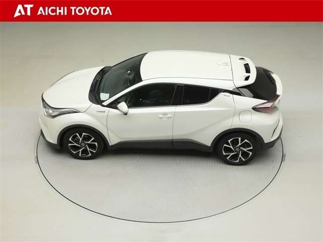 Toyota C-HR 11