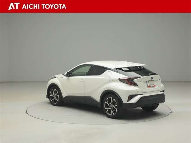 Toyota C-HR 4