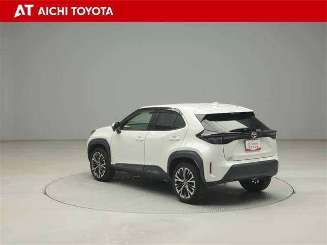 Toyota Yaris Cross 4