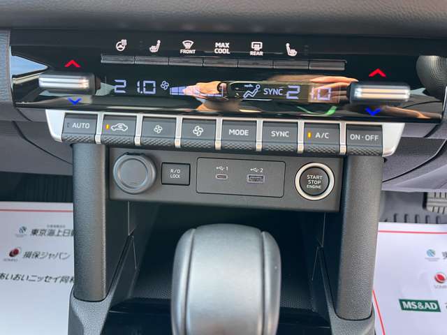 Mitsubishi Triton 11